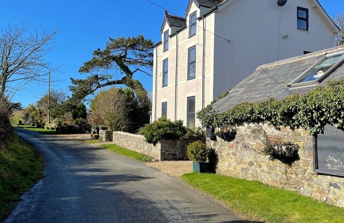 Abersoch House | Large Private Detached House And Games Room, Parking For Up to 5/6 Cars