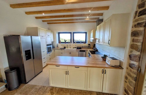 Chiddes House | Large + Small Gîte with swimming pool and sublime view in the heart of the hills