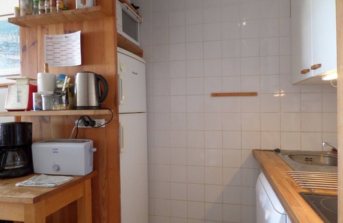 Carnon-Plage Apartment | Large studio cabin beach access private parking