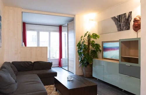 Faubourg de l'Arche Apartment | Large studio with terrace and view of La Défense