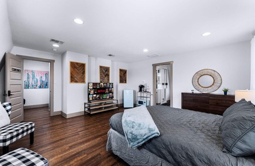 Boerne Hotel | Large Suite~Near Downtown~River Home~Games~Firepit