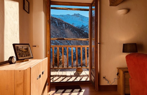 Saint-Veran Apartment | Large sunny chalet