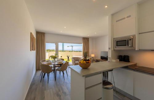 Tarifa Apartment | Large terrace, swimming pool, private garage and fiber