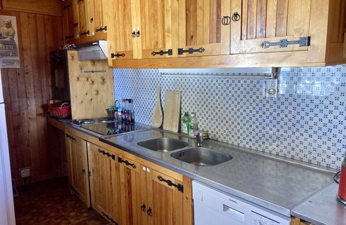 La Rosiere Ski Chalet | large traditional chalet , 50 m from teleski