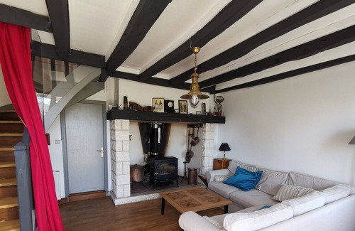 Girac House | Large traditional house