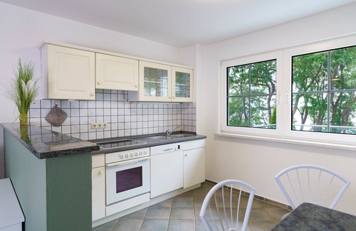Gager Apartment | Large vacation apartment on 3 levels on the Bodden in Gager with 2 terraces