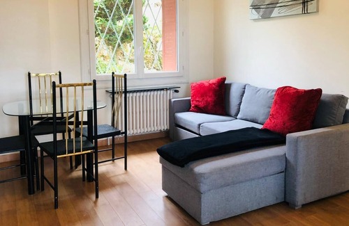 Blois Villa | Large villa facing the Loire