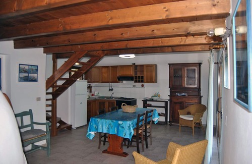 Sant'Antioco Villa | LARGE VILLA with 3 apartments and tennis court, 14 people 2 km from the sea