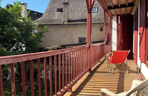Osse-en-Aspe House | Large village house - ideal for groups