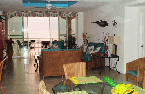 Colonia Andres Condo | ** Largest 3 Bedroom in El Cantil - 64 foot wrap around corner terrace **