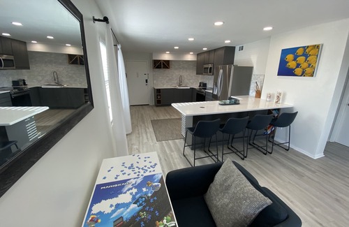 Indian Shores Condo | Largest secluded beach - 2/1 condo w/ heated pool - Fully renovated in 2021