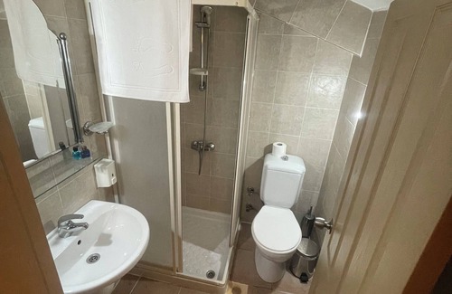 Agva Hotel | Larin Otel