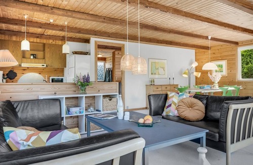 Trend House | "Laris" - 700m to the inlet by Interhome