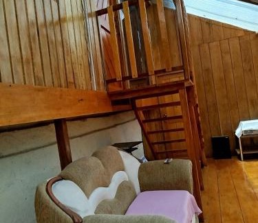 Mindo House | Larita's MINDO Hospedaje y Casita de campo Los Guayabales