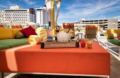 Downtown Las Vegas Apartment | Las Vegas Escape! 2 Large Units Near Bellagio and Shark Reef Aquarium!