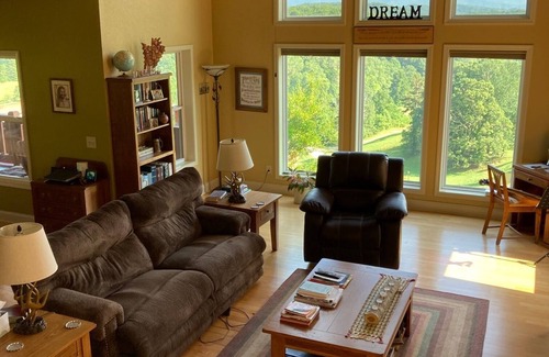 Franklin Cabin | Last DaysTo Enjoy This Great Home and View! Closing Soon! Inquire 1st for Deals!