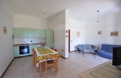 Piombino Apartment | last-minute july apartment in villa sea gulf of Baratti
