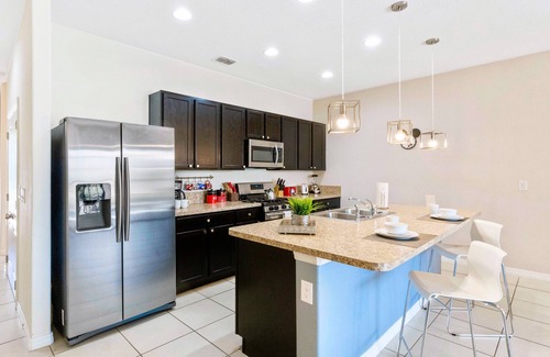 Loughman House | Last Minute Disney Getaway! Townhouse with Private Pool. Book Now! #93975