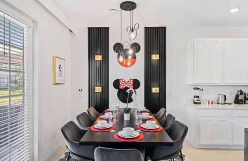 Davenport House | Last Minute Disney Getaway! Private Pool & Themed Bedrooms. Book Now! #120033