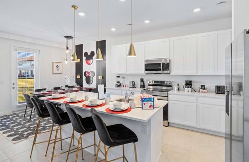 Davenport House | Last Minute Disney Getaway! Private Pool & Themed Bedrooms. Book Now! #120033