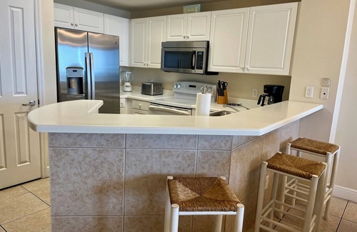 Miramar Beach Condo | LAST MINUTE SPECIAL WEEK OF SEPT 27 -FREE BEACH SERVICE