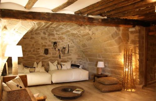 Valderrobres House | Lastias