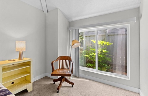 Manzanita House | Latitude 45 - 2BR 2BA secluded in trees near beach