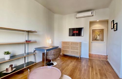 Cannes City Centre Apartment | Latour Maubourg By SCLS Locations