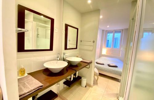 Cannes City Centre Apartment | Latour Maubourg By SCLS Locations