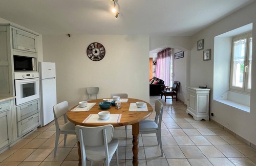 Loubieng House | LAUBARET - LOUBIENG - Gîte