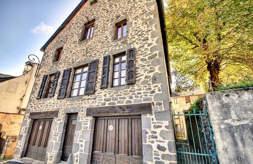Mauriac Apartment | LAUNCH OFFER TERRACE NETFLIX