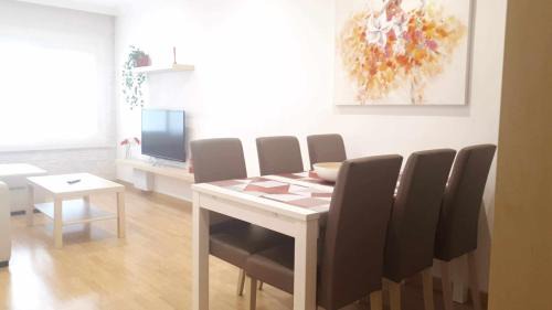 Viladecans Apartment | Laura House - The Style Airport BCN
