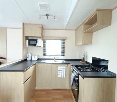Rhyl Ski Chalet | Laurel 20 holidayhome