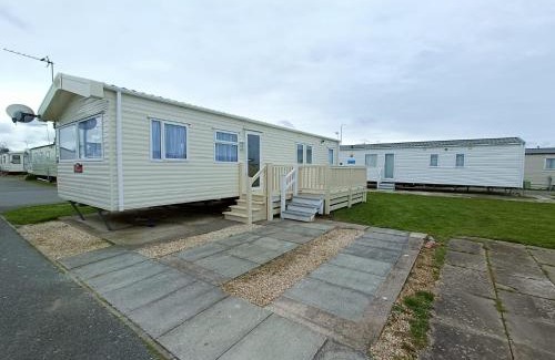 Rhyl Ski Chalet | Laurel 20 holidayhome