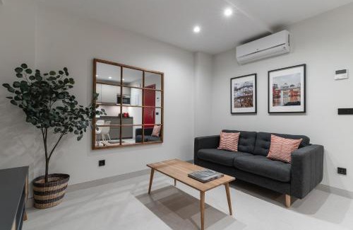 Las Acacias Apartment | LAUREL-MintyStay Apartments 2