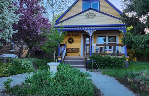 Old Town Cottage | Lavender House Victorian, romantic getaway in downtown steamboat, remodeled .
