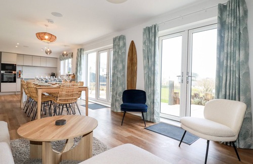 Crantock House | LAVENDER HOUSE, family friendly, luxury holiday cottage in Crantock