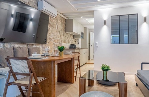 Saint-Victor Apartment | Lavie Maison A/C & Jacuzzi