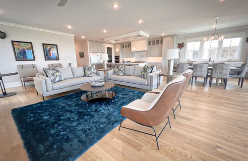 Wrightsville Beach House | Lavish 6br/6ba oceanfront condo w/incredible views and private elevator.