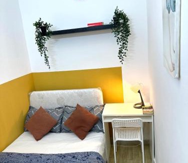 Barsha Heights House | lavish Partition Room in Barsha Heights Near Internet City Metro