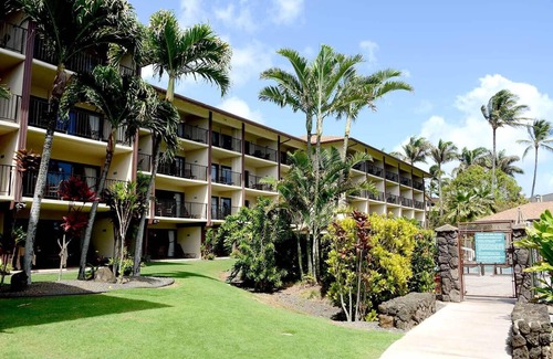 Poipu Resort | Lawai Beach Resort 1 Bedroom Sleeps 4