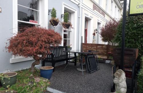 Torquay City Centre House | Lawnswood Guest House