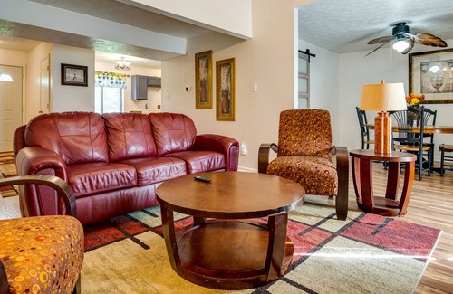 Lawrence Condo | Lawrence Vacation Rental ~ 12 Mi to Indianapolis!