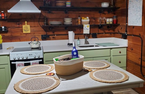 Sautee Nacoochee Cabin | Lazy Daisy Loft - Relaxing and romantic getaway