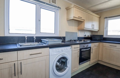Padstow Cottage | LAZY DAYS, family friendly, with a garden in St Merryn