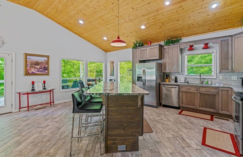 Jasper House | Lazy Daze: 3 BR, 2 BA in Jasper , Sleeps 11