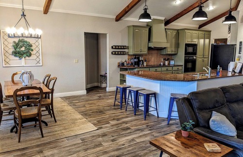 Marble Falls House | LBJ Open Water Home w/2-level Dock & Rope Swing!