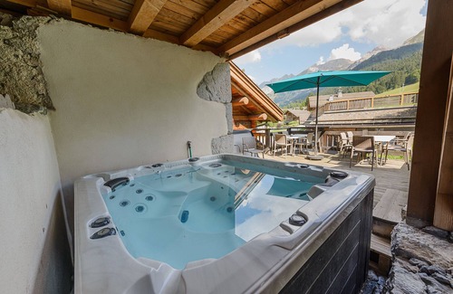 La Clusaz Ski Chalet | LCZ - SKI IN/OUT Luxueux chalet 5*, jacuzzi - 9p
