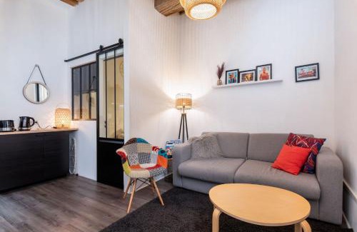 1st Arrondissement Apartment | Le 14 Sathonay