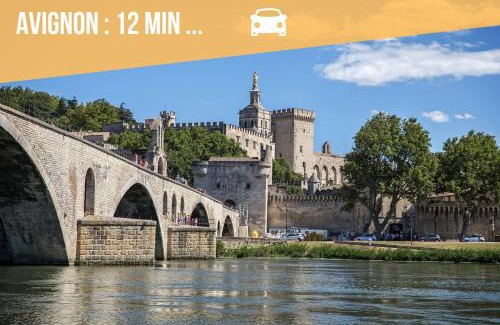 Rochefort-du-Gard House | Le 153 Superbe